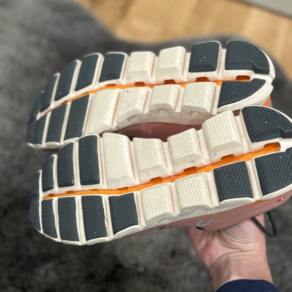 Women’s oncloud x3 cloud swift - Picture 4 of 6